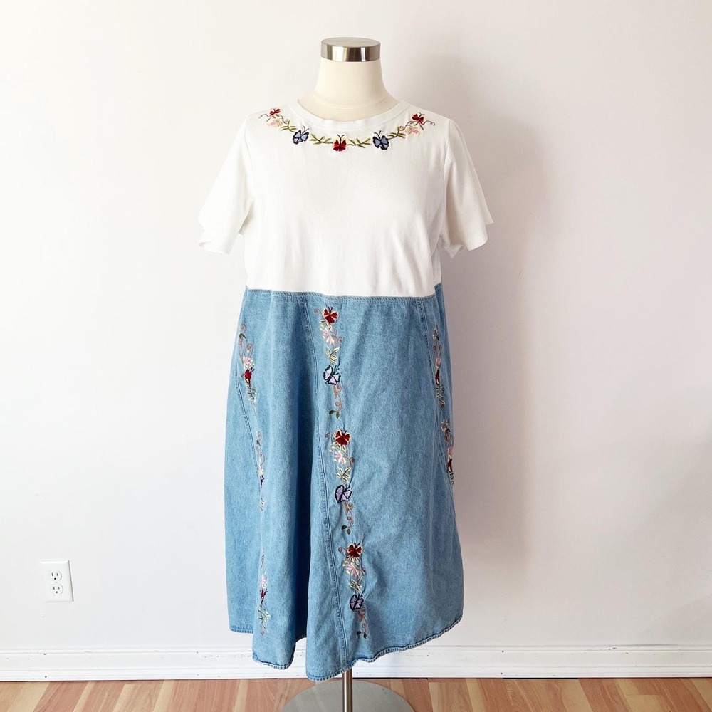 SIZE 3X Vintage T-Shirt Denim Midi Dress White Blue Embroidered Butterfly 90s